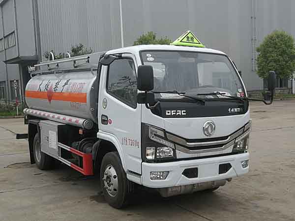 楚勝牌CSC5075GJY6型加油車